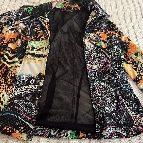 Mesmerize womans zip sequin jacket. Size S NWOT - Picture 5 of 13